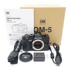 17678 Shutter Count, with Original Box. OLYMPUS OM SYSTEM OM-5 Body Black