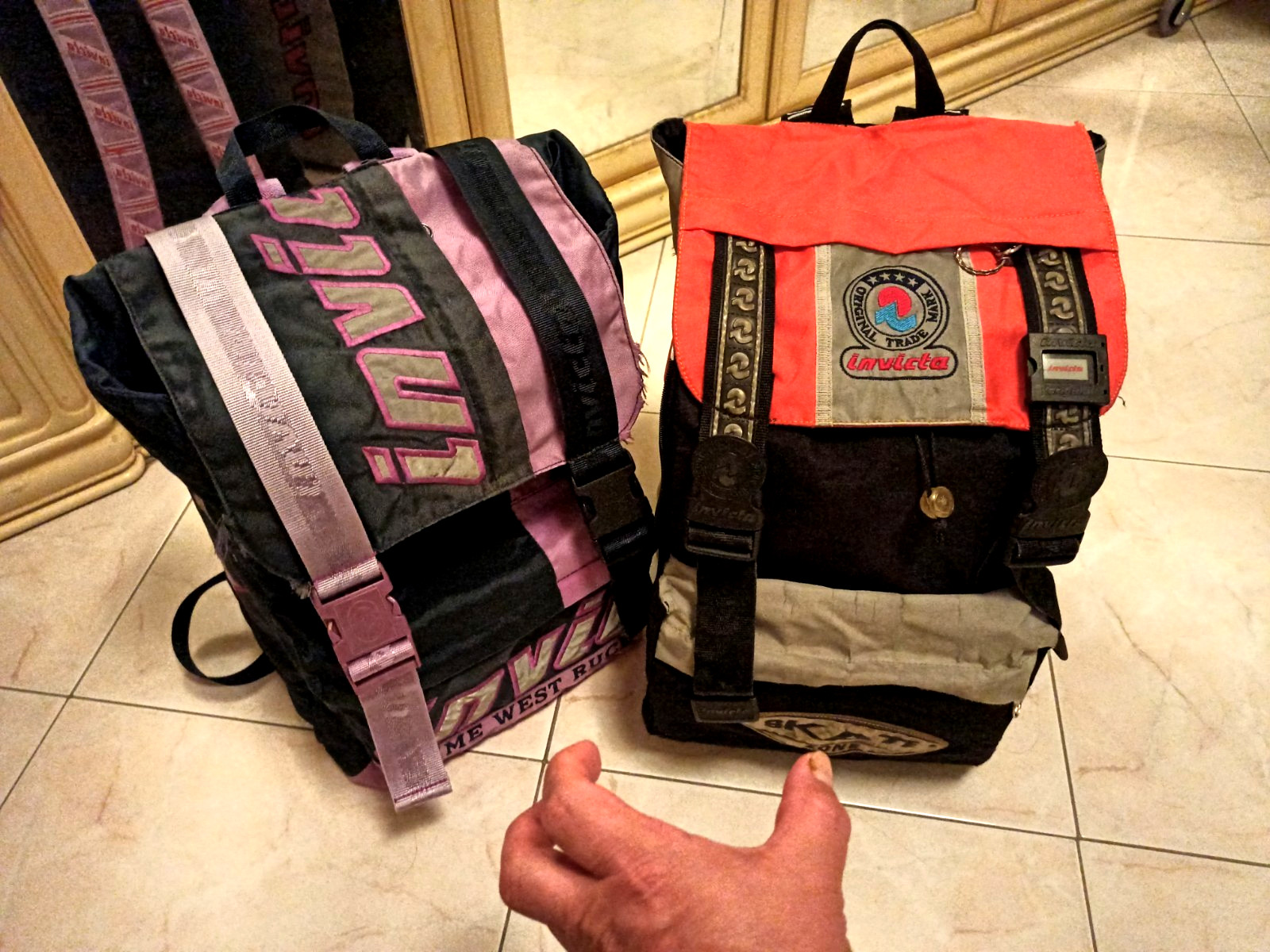 Invicta Two backpack multicolor USED vintage impo… - image 1
