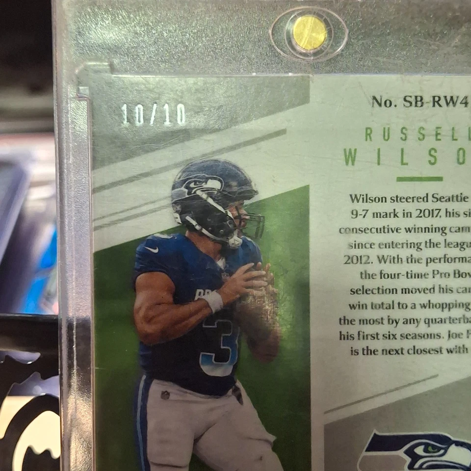 2018 Donruss Elite Spellbound Green Russell Wilson #SB-RW4 SSP 10/10 bookends - Image 2 of 2