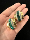 ST JOHN Vintage Gold Tone Emerald Green Crystals Clip-On Stud Earrings Rare