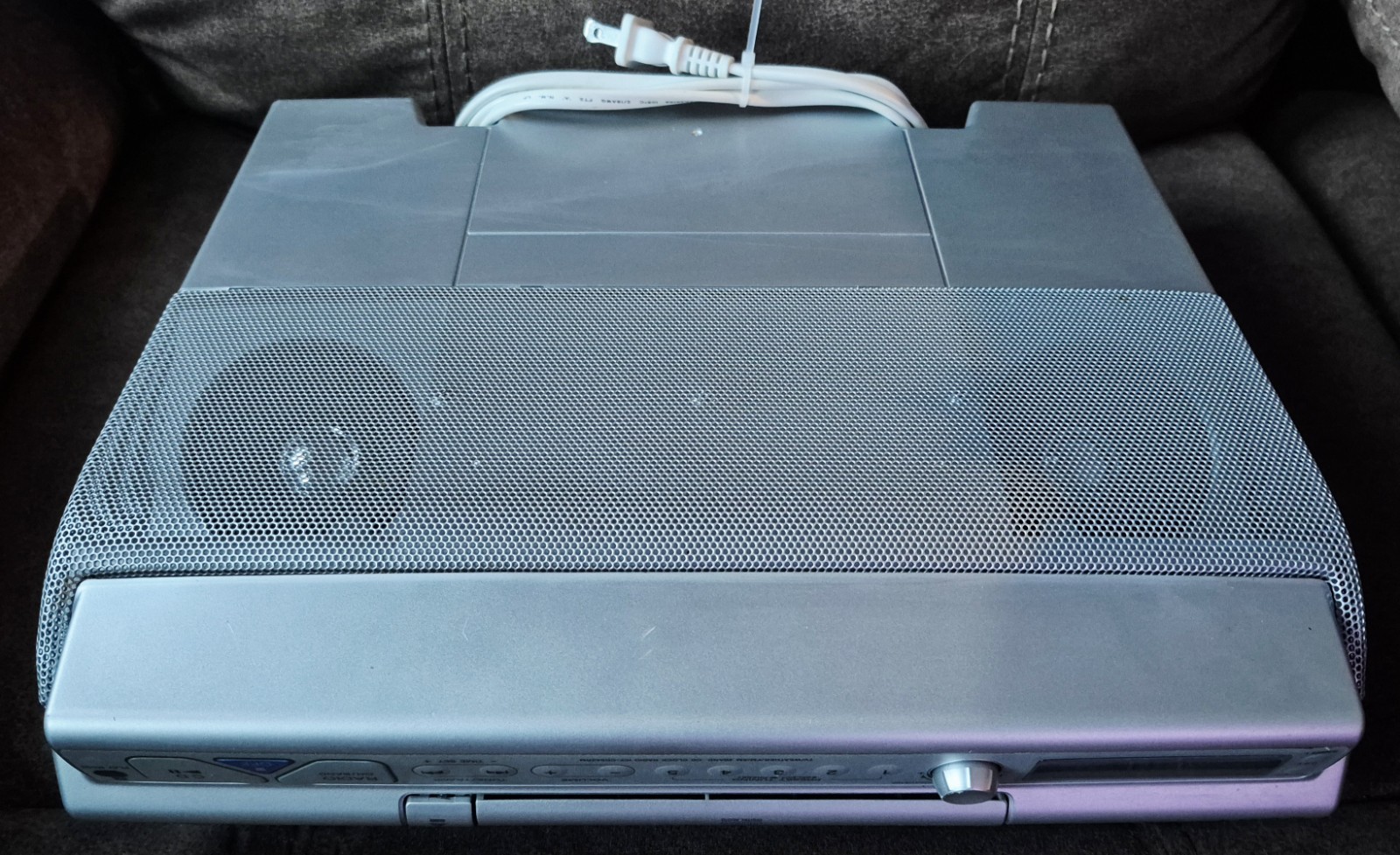 Sony ICF-CD543RM Under Cabinet Kitchen CD Player Radio W/ Some Hardware Tested