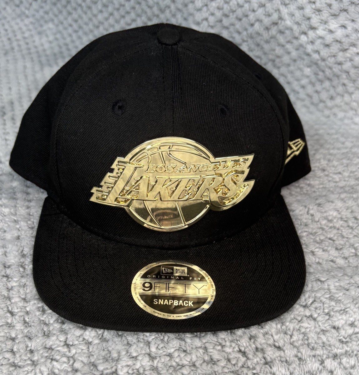 Los Angeles Lakers New Era 9FIFTY Snapback Hat Cap Gold Metal Kobe Bryant