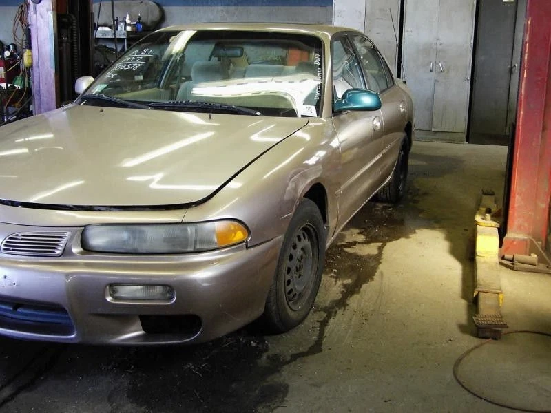 Conjunto de motor ventilador radiador Mitsubishi Galant 94-98 Foto 4 de 4