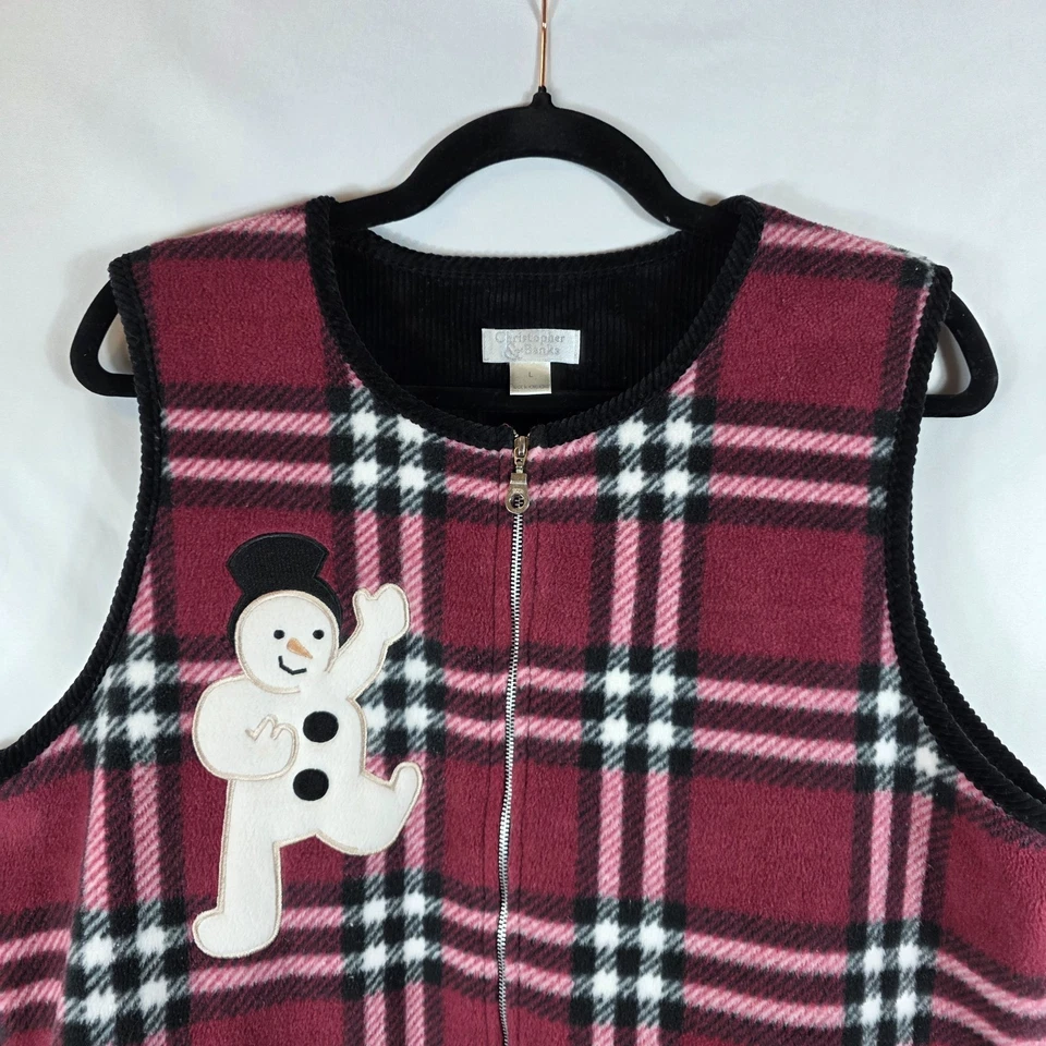 Chaleco polar a cuadros rosa y negro Christopher & Banks talla grande apliques muñeco de nieve Foto 2 de 4