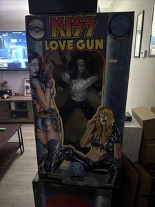 Kiss 24in Love Gun for sale | eBay
