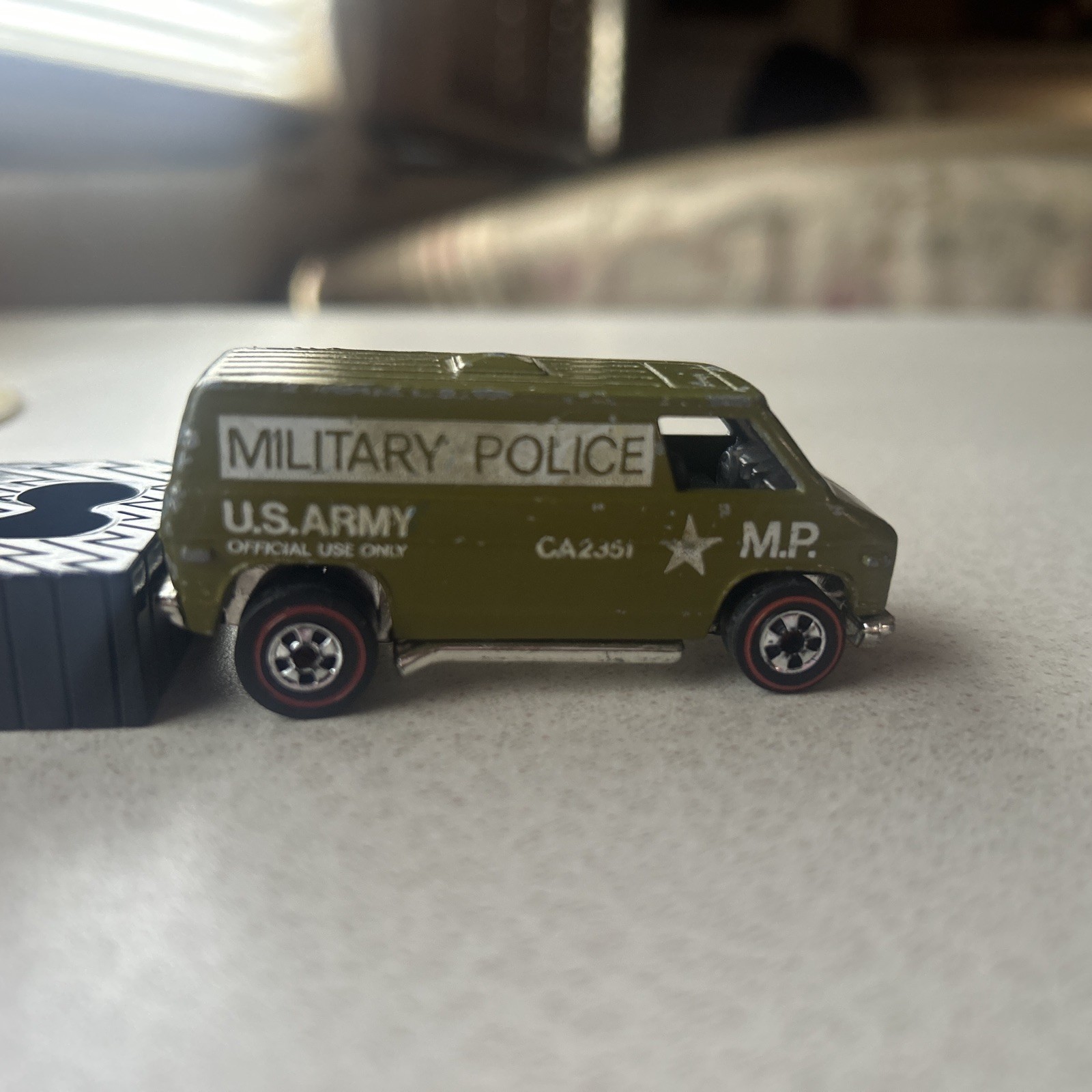 Picture 3 of 6