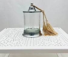 Pot métal et verre ciselé avec pompon  14,5 x 9 cm env