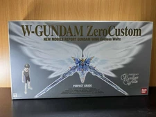 BANDAI PG XXXG-00W0 Wing Gundam Zero EW 1/60 Scale kit (Gundam W Endless Waltz)