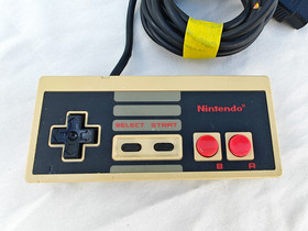 Lot of 4 NES Controllers & RF Switch Cable &ndash; Untested Retro Nintendo