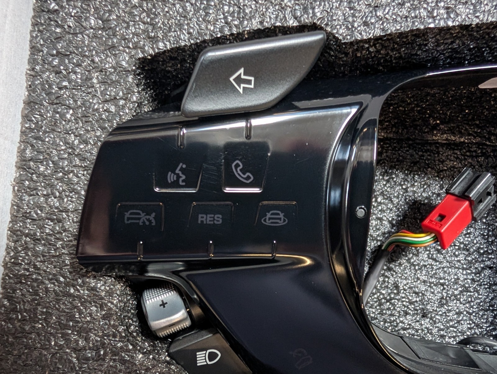 Ferrari Purosangue 2025 Steering wheel