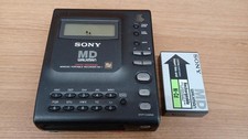 SONY MZ-1 First Generation MD Walkman w / Battery Junk
