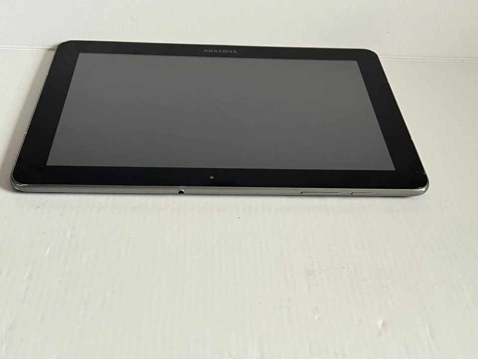 Samsung GT-P7510MA Galaxy Tab 10.1" Wifi Tablet - Image 4 of 4