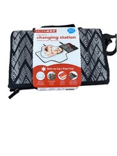 SKIP HOP NEW Pronto Changing Station Diaper Clutch with Zip-off Changing Pad