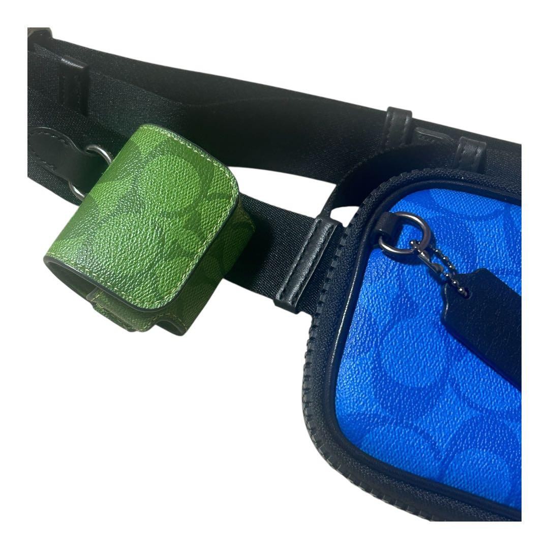 Excellent Condition COACH Multi Function Phone Pa… - image 5