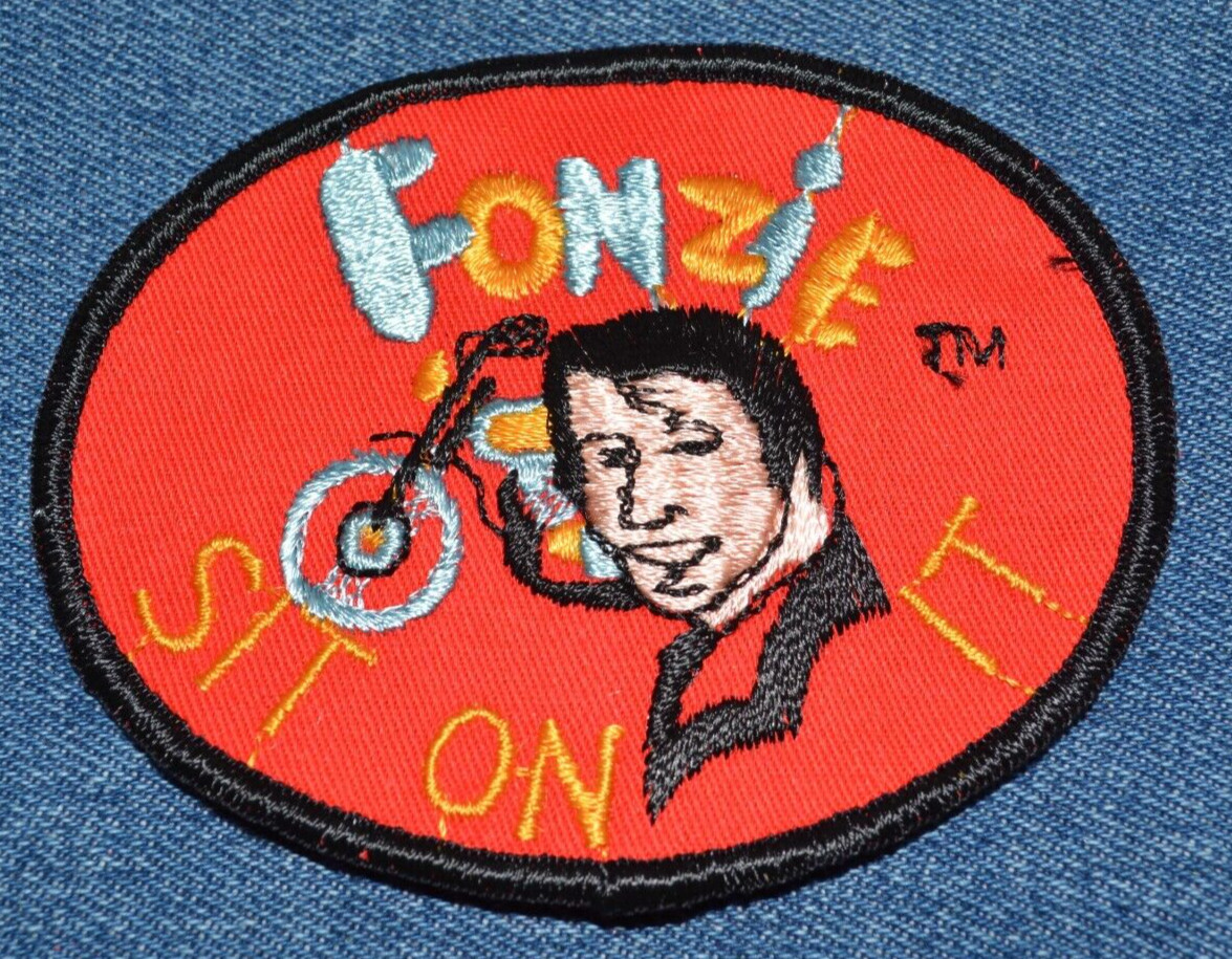 Original NOS Vintage 70s FONZIE 4" Patch TV Show Sitcom Happy Days Sit On It