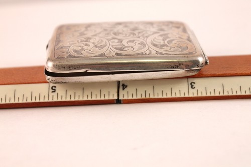 Antique Birmingham sterling silver compact ornate scrolled 28 grams - Picture 11 of 11