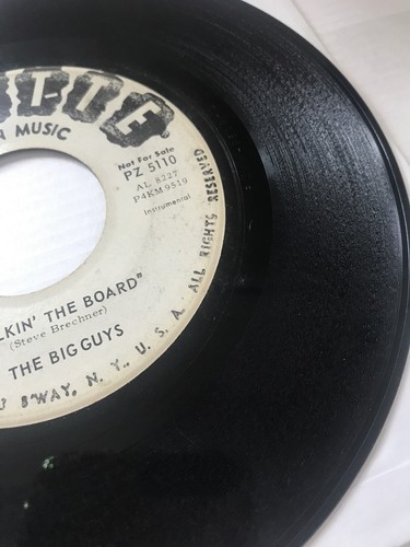 Surf Garage Hot Rod Palet-Te 45 THE BIG GUYS Walkin' The Board Faith 7 Promo V+ - Picture 2 of 7