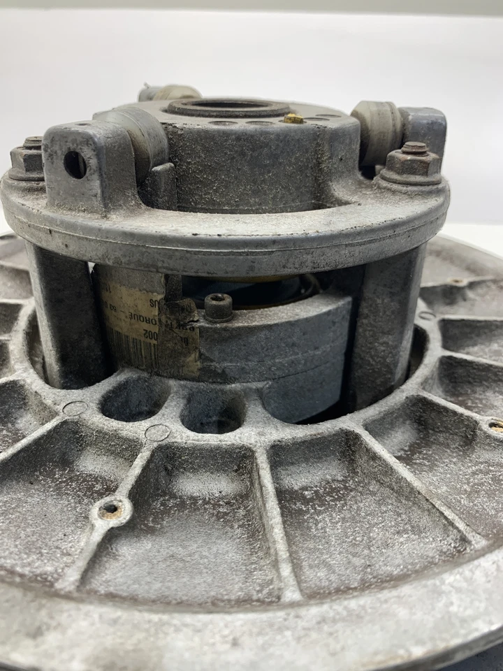 Embrague accionado Asm, polea estacionaria con 0748-023 - 2006 Arctic Cat Panther Foto 3 de 4