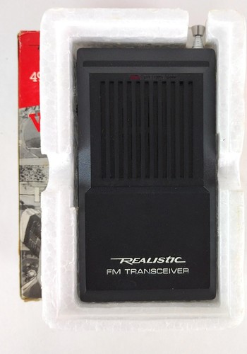VTG Realistic Walkie Talkies FM Transceivers 21-401 / 49 MHz Radio Shack New - Picture 3 of 9