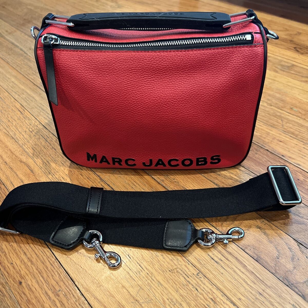 MARC JACOBS Soft Box Bag Leather Red Black 2-Zip Flat Top MARC JACOBS Soft Box Bag Leather Red Black 2-Zip Flat Top
