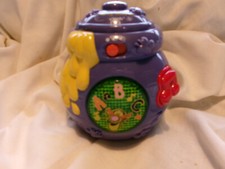 VTech Disney Honey Pot, Winnie The Pooh Sings, Talks  Pops Up, w/ batteries