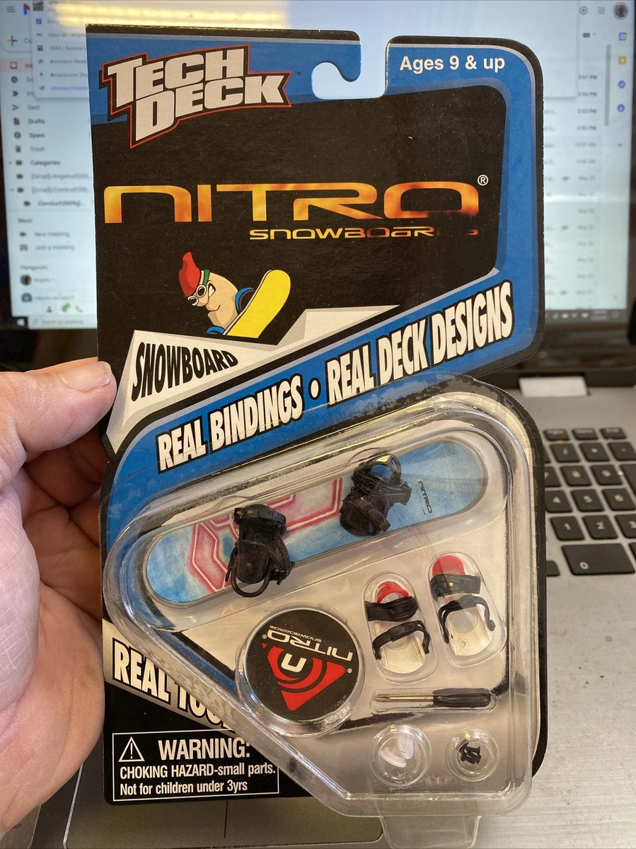 Finger snowboard store tech deck
