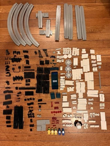 VINTAGE LEGO Space 6990 Futuron Monorail Transport System Incomplete Set 1987