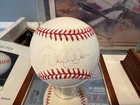 DEREK JETER 2009 SIGNED BASEBALL JSA AUTHENTICATED SIGNATURE