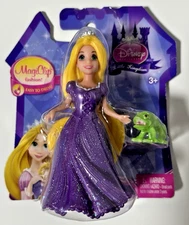2012 Disney Princess Little Kingdom Magiclip Rapunzel and Pascal Doll Figure Set