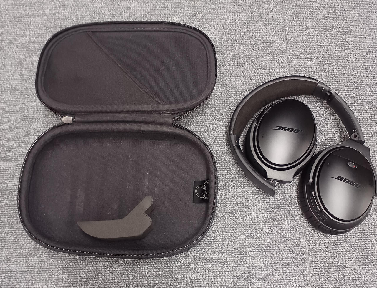 BOSE BT Headphones Model QC35II from Japan
