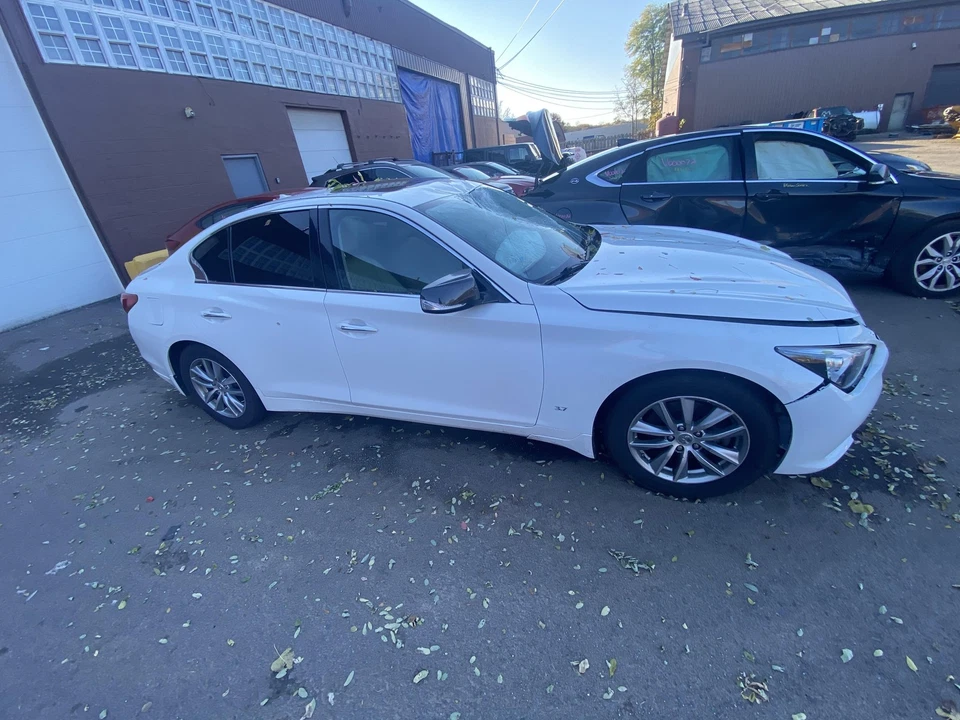 Used Engine Coolant Reservoir fits: 2015 Infiniti Q50 3.5L Hybrid radiator from Foto 4 de 4