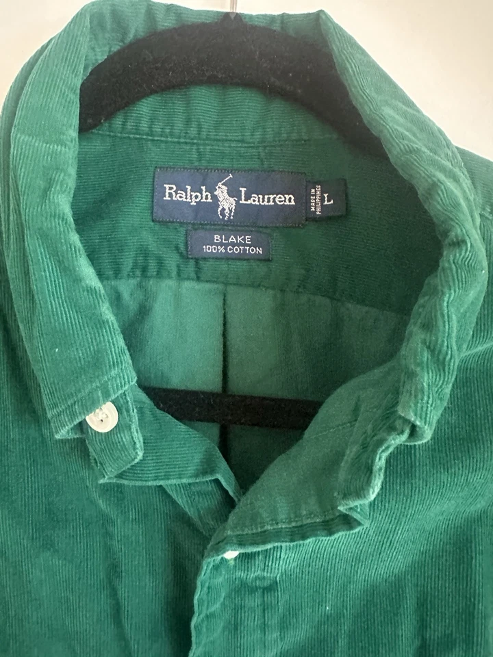 Polo manga larga abotonada verde pana grande Foto 4 de 4