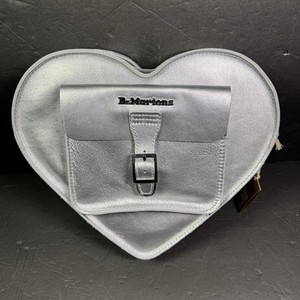 Dr Martens Heart Backpack | eBay display picture 2