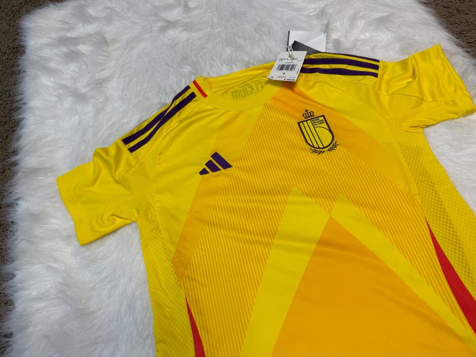 阿迪达斯比利时2025客场黄色女式小号足球球衣JD7436 — 第 3/4 张图片