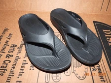 OOFOS OORIGINAL Women's Comfort Sandals Recovery Black Rubber Size 7 Slide Great