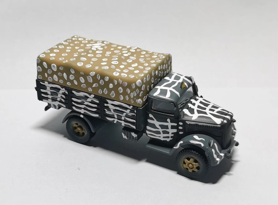 War Wings 1/72 German KFZ.305 OPEL BLITZ Eastern Front Autumn 1942 Finished - Image 2 of 4