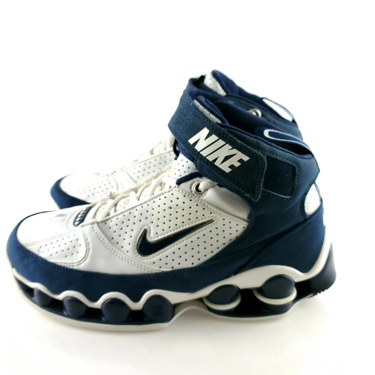 Nike shop adjustable shoes