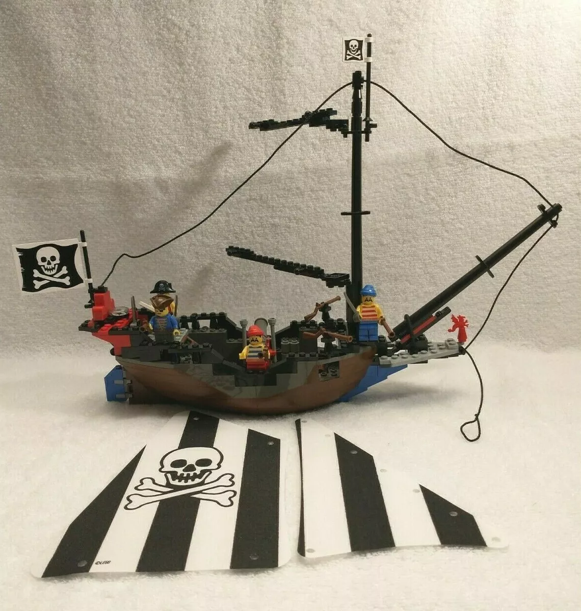 Lego system 6268 - bateau pirate Renegade Runner