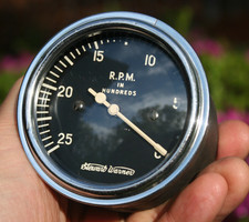 Stewart Warner Vintage 2500 Rpm Mechanical Reverse Direction Tachometer Marine 