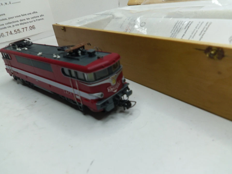 HO 1/87 COFFRET ROCO LOCOMOTIVE 43563 CAPITOLE  BB 9292 SNCF EPOQUE IV - Photo 3/4