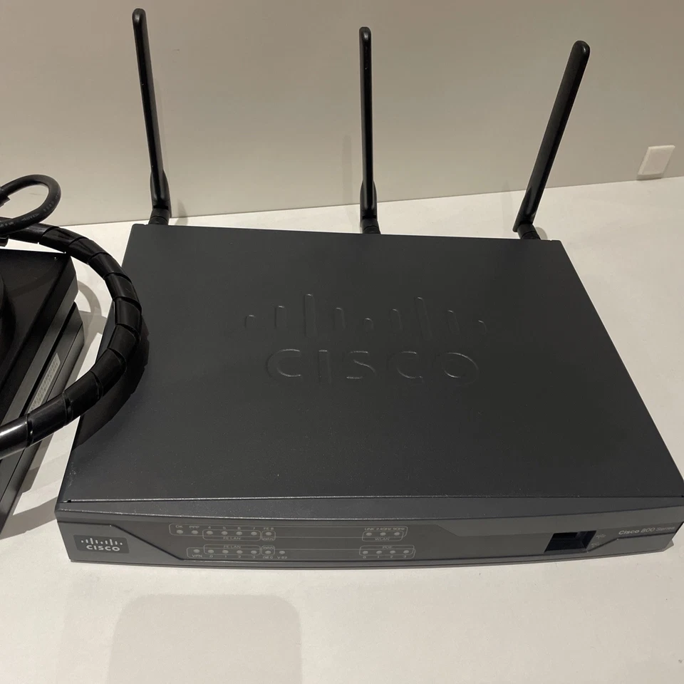 Cisco 891W-AGN-A-K9 V03 Gigabit Ethernet Security Router 341-0135-03 - Image 2 of 4