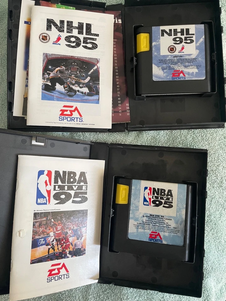 SEGA Genesis EA Sports lot NBA Live 95 College Football USA 97 FIFA NHL inserts - Image 3 of 4