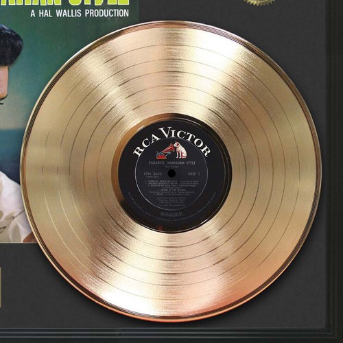 Elvis Presley Paradise Hawaiian Framed Legends Of Music Gold LP Record Display - Picture 3 of 4