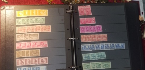 USA Mint Beauty Stamps MNH Huge Collection Album. - Picture 5 of 12