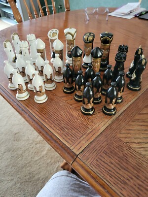 Chess Pieces  Duncan Medievel Times Set Hand Painted Ceramic 32 No Board