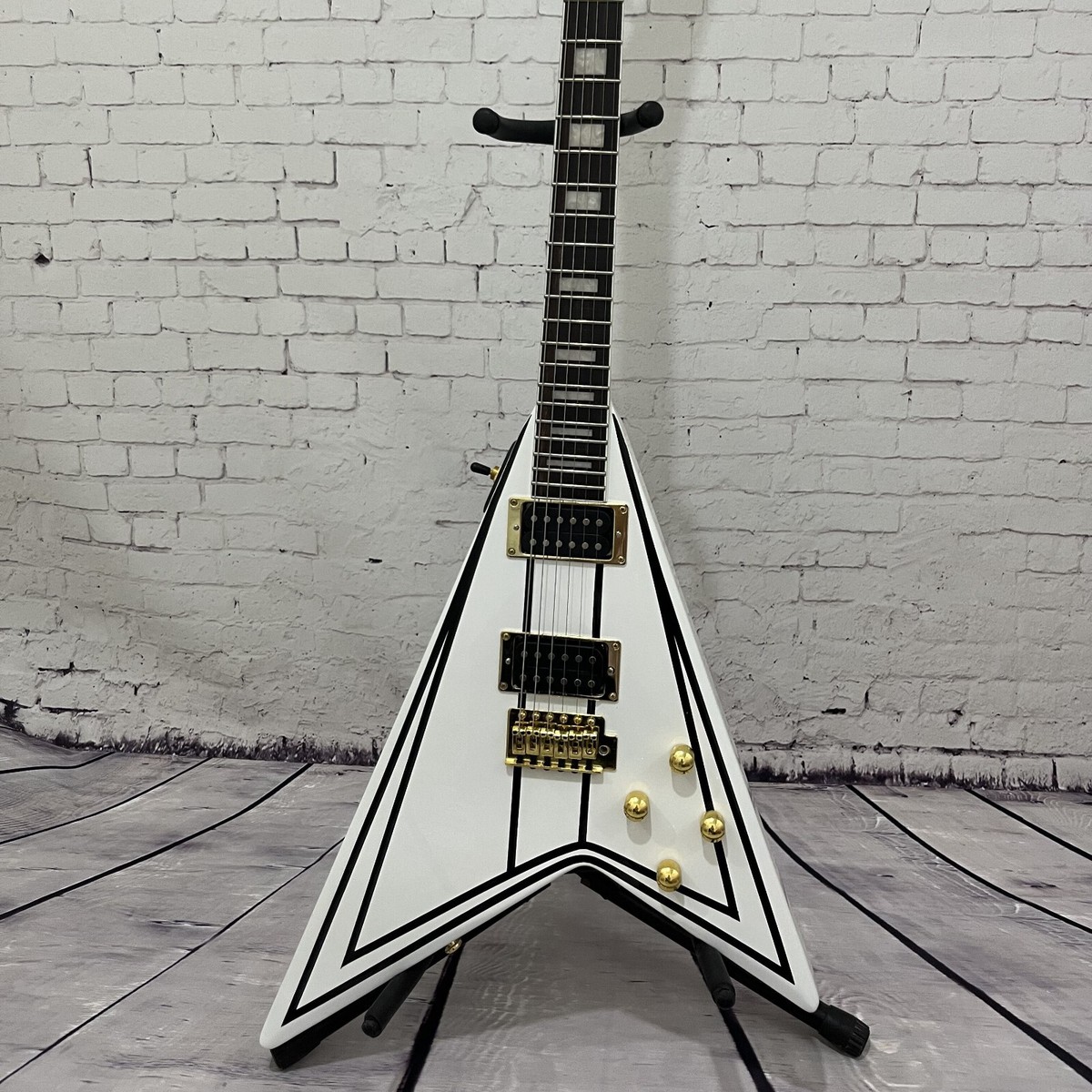 New Factory Customization Electric Guitar Randy Rhoads V