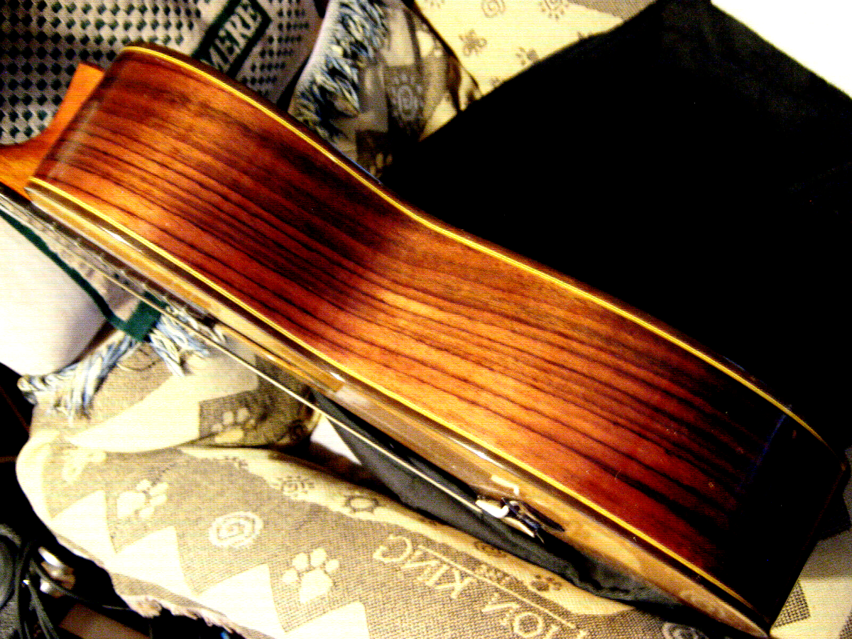 NICE VENTURA BRUNO V-1588 CLASSICAL GUITAR, 