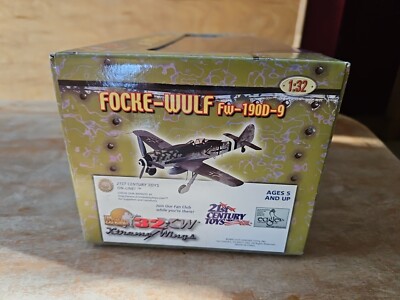 21st Century Toys FW190D-9 JV44 オウム中隊 FW-190D-9 RED 3 Germany JG-44 1:18 Scale | Classic Aviation