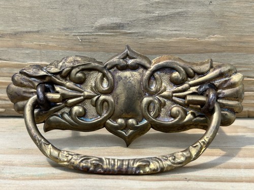 Vintage Drawer Pull - Brass Back Metal Bail - Furniture Cabinets Crafts BB - 第 1/6 張圖片