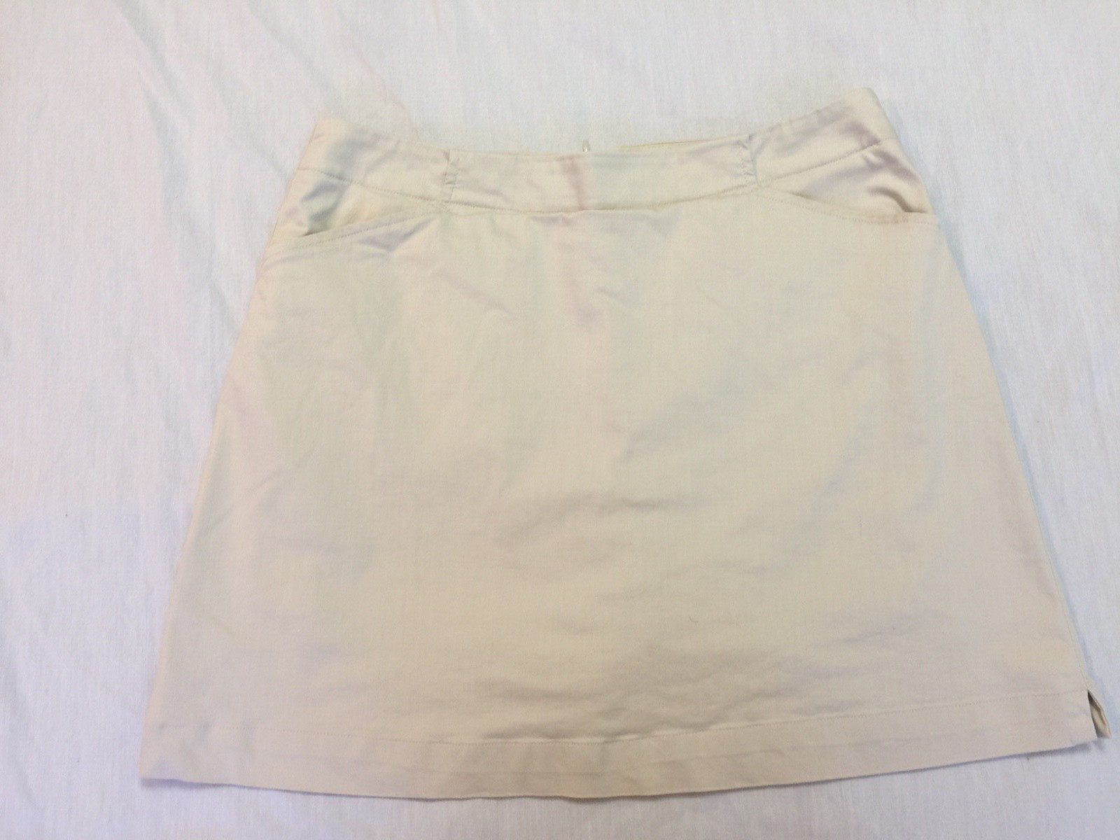 NIKE GOLF WOMENS SKIRT SKORT WITH BUILT SHORTS SIZE 10